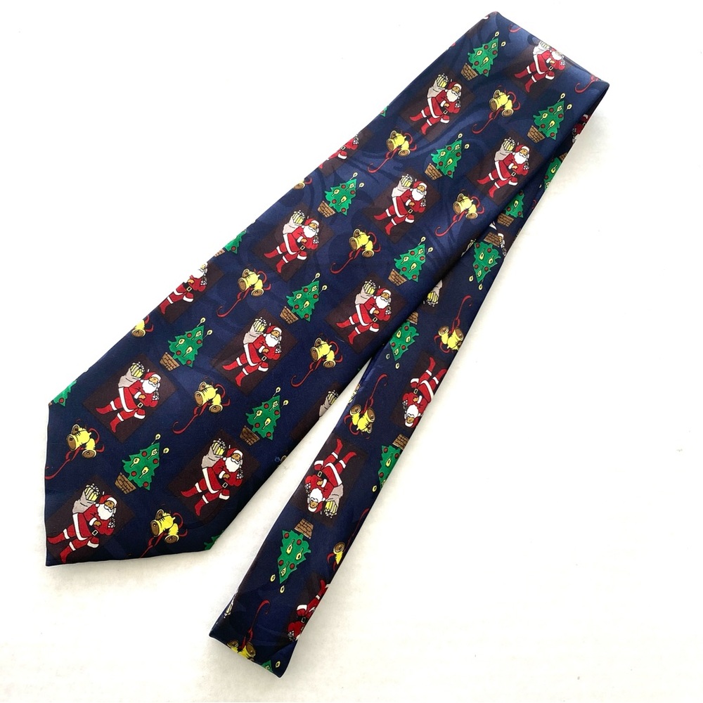 Roberto Cellini Santa Claus Delivering Presents Christmas Silk Necktie